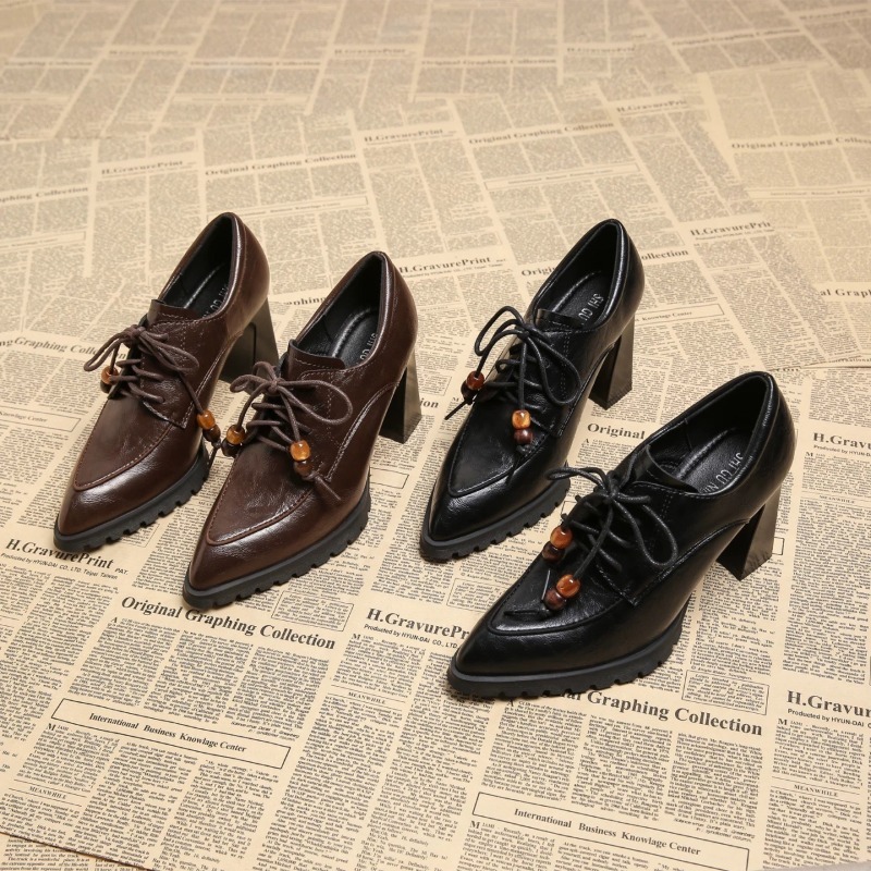 Sapatos Femininos Retro de Sal - Pump Heel Block avaliação e preço